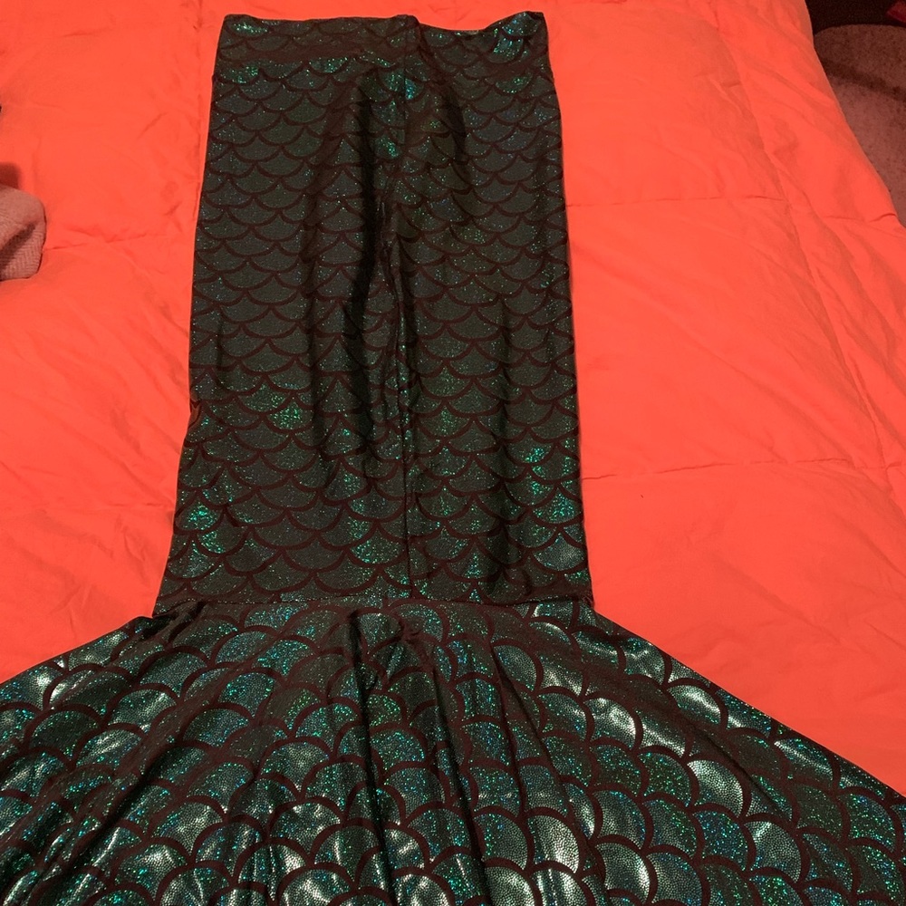 Coquetry clothing green mermaid tail skirt - Picture 2 of 5
